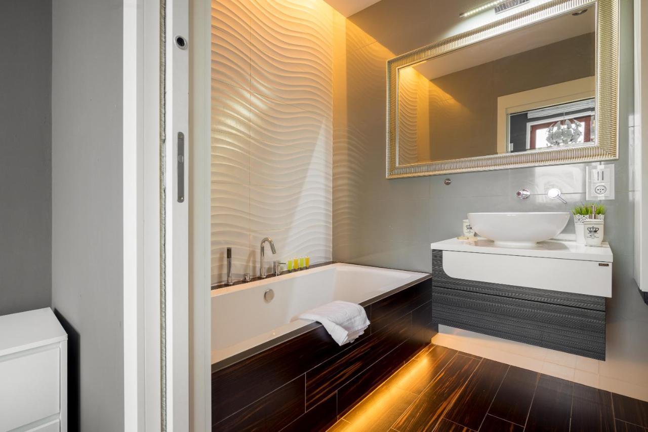 Hlonda Deluxe Apartment With Terrace Varsovia Exterior foto