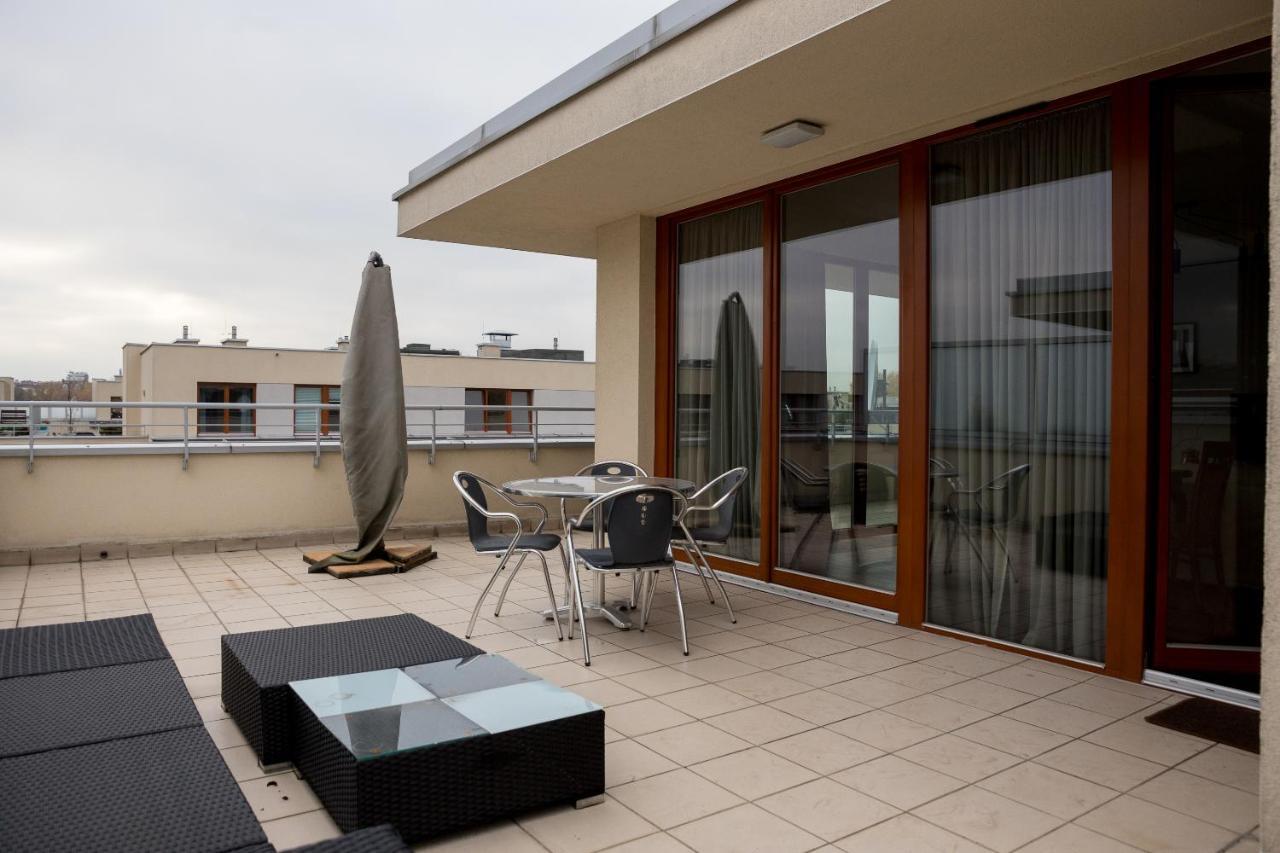 Hlonda Deluxe Apartment With Terrace Varsovia Exterior foto
